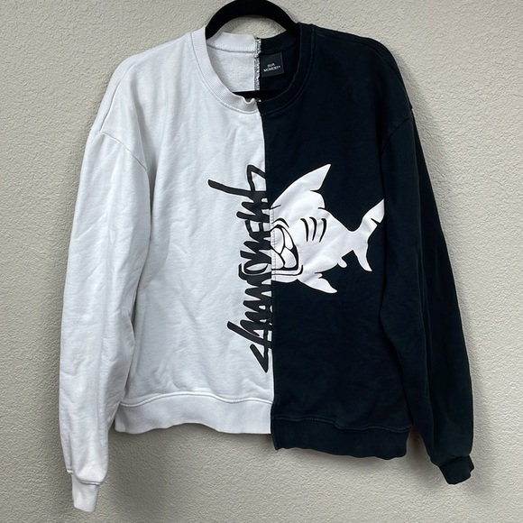 Suamoment 50 50 Split Colorblock Sweatshirt Shark Black White Sz M - Picture 1 of 10